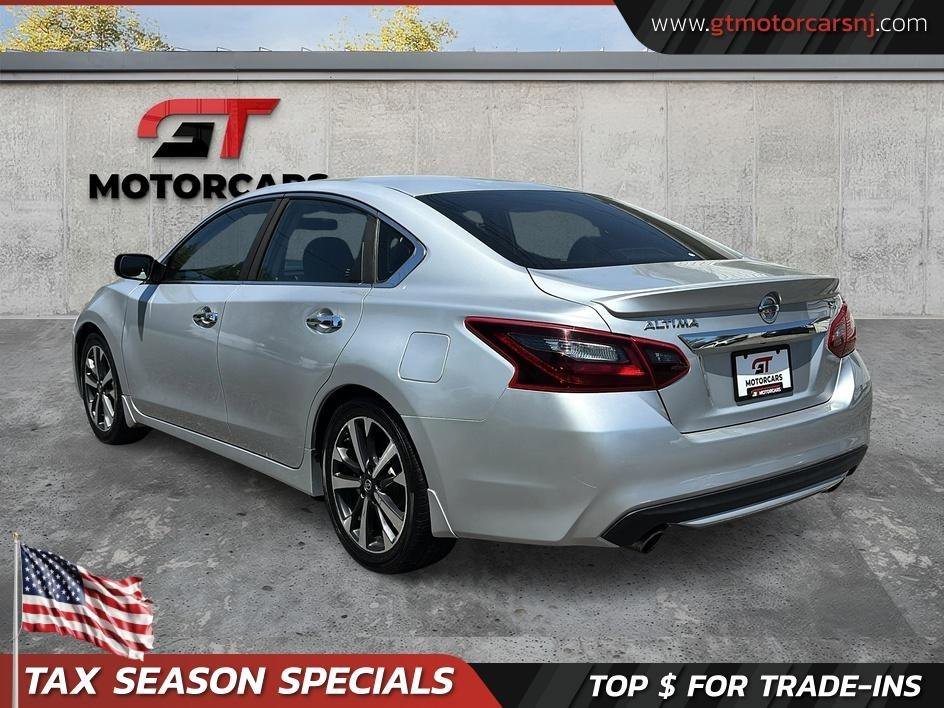 Used 2017 Nissan Altima 2.5 SR FWD image 5