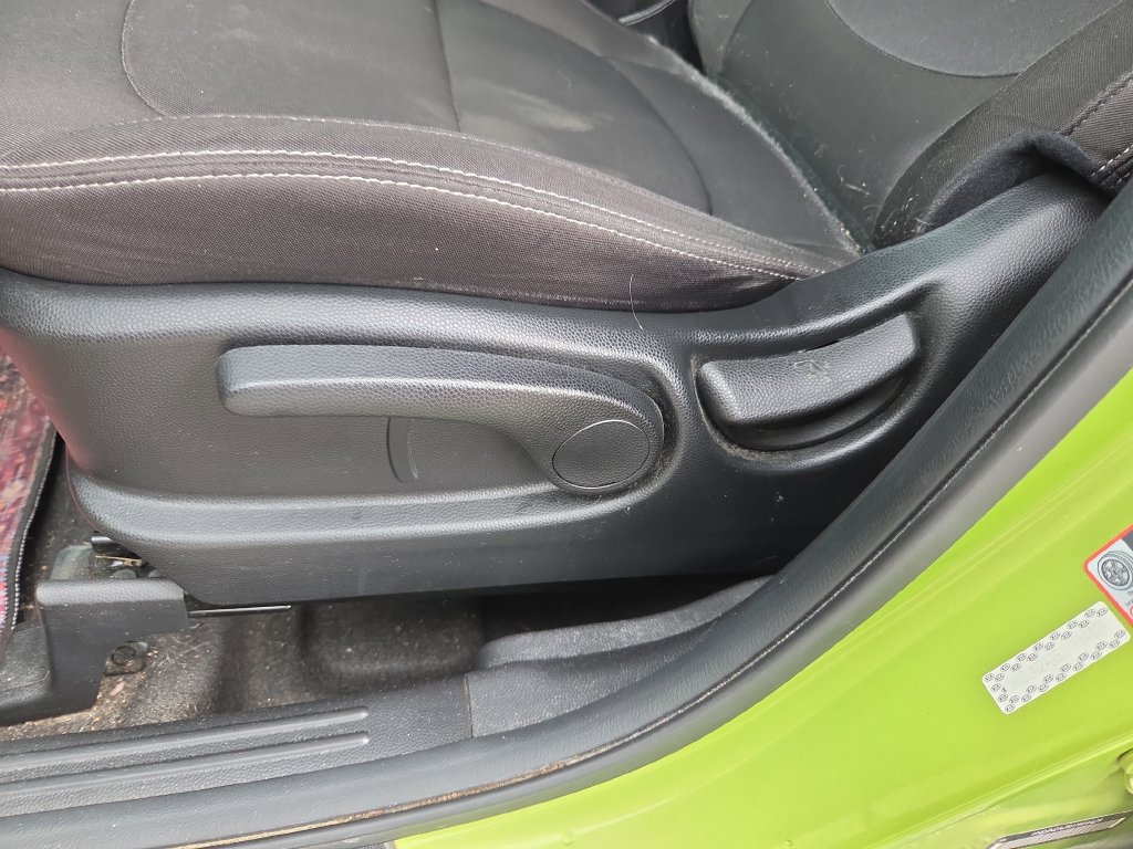 Used 2018 Kia Soul FWD image 23