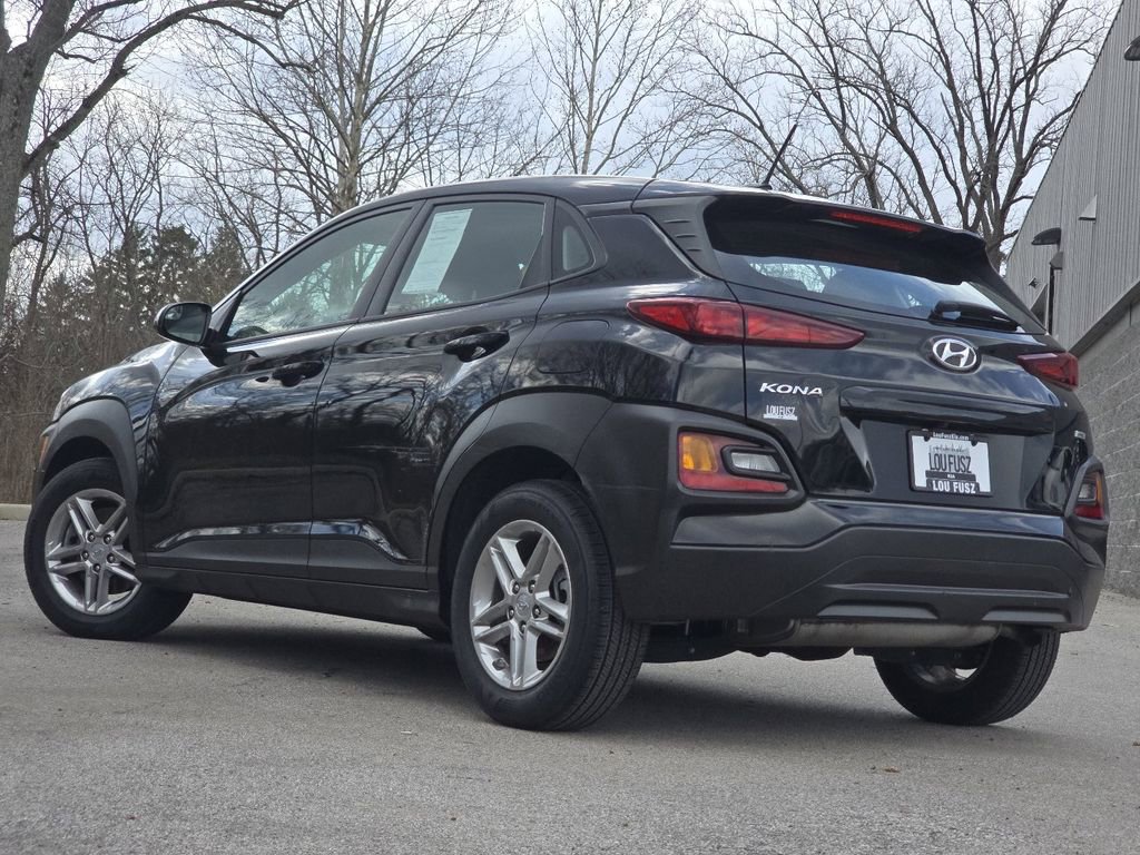 Used 2021 Hyundai Kona SE image 12