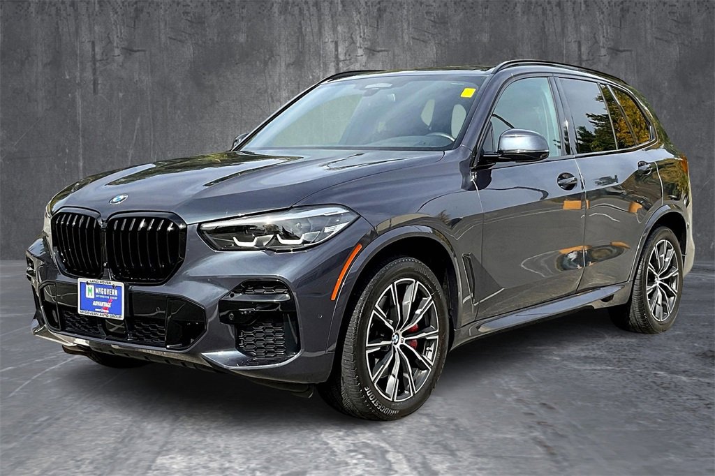 Used 2022 BMW X5 xDrive40i w/ M Sport Package