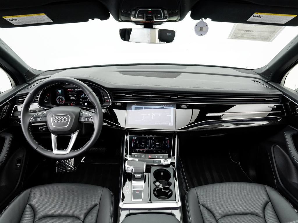 Certified 2025 Audi Q7 2.0T Premium Plus w/ Premium Plus Package AWD/4WD image 20