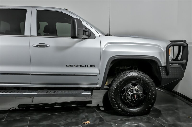 Used 2015 GMC Sierra 3500 Denali w/ Duramax Plus Package AWD/4WD image 11