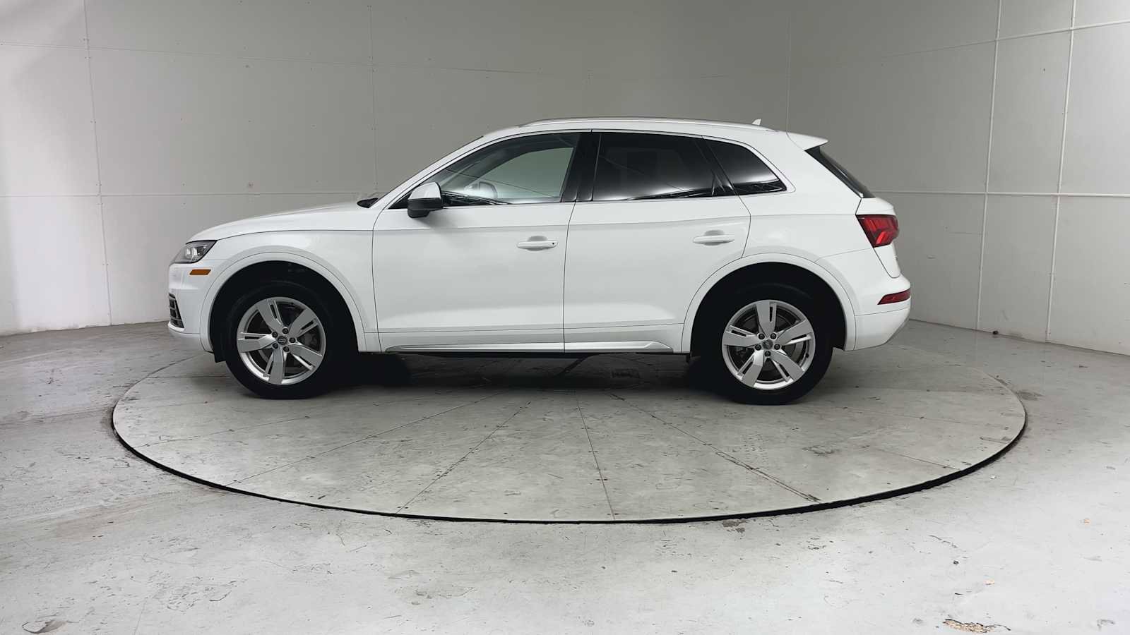Used 2018 Audi Q5 2.0T Premium Plus AWD/4WD image 4