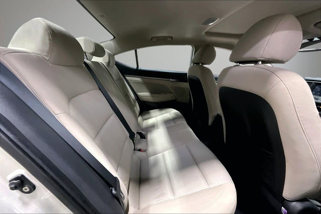 Used 2017 Hyundai Elantra Value Edition FWD image 24