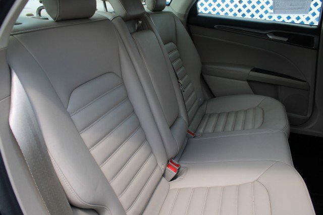 Used 2020 Ford Fusion SEL image 7