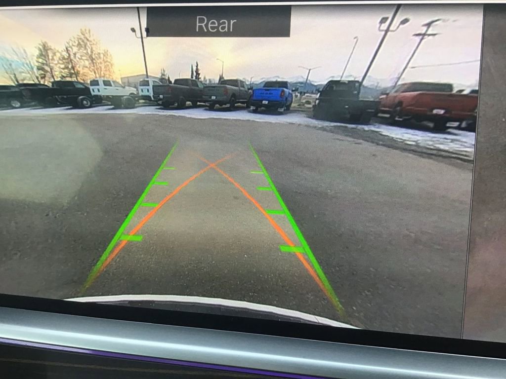 Used 2023 BMW X5 xDrive40i w/ Premium Package image 16