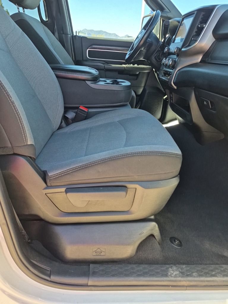 Used 2024 RAM 3500 Big Horn image 28