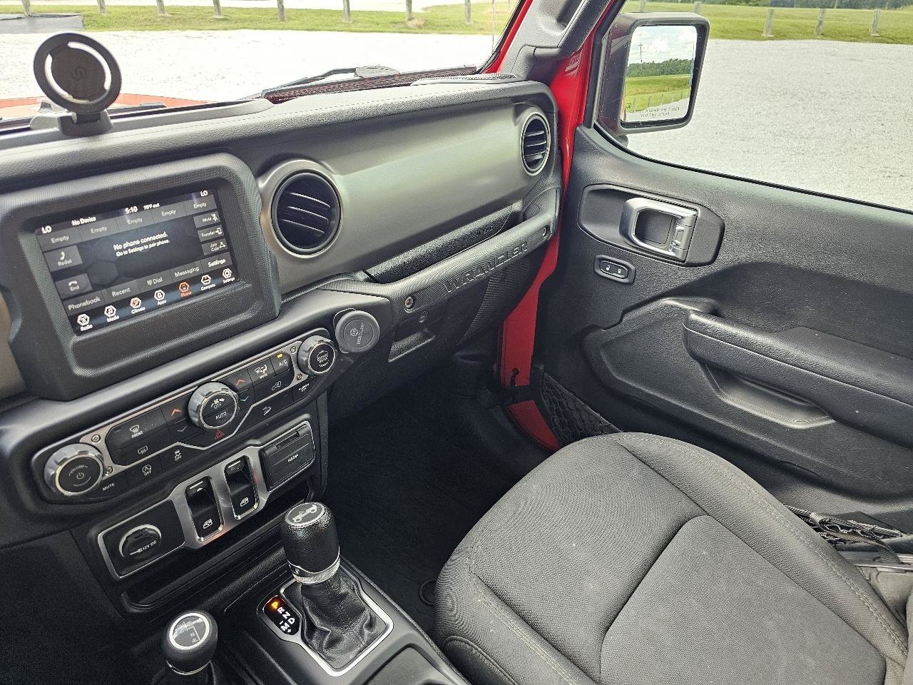 Used 2019 Jeep Wrangler Sport AWD/4WD image 28