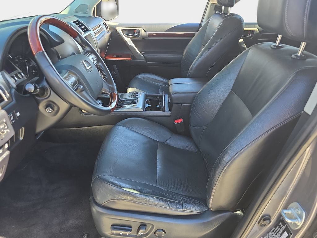 Used 2016 Lexus GX 460 w/ Premium Package AWD/4WD image 19