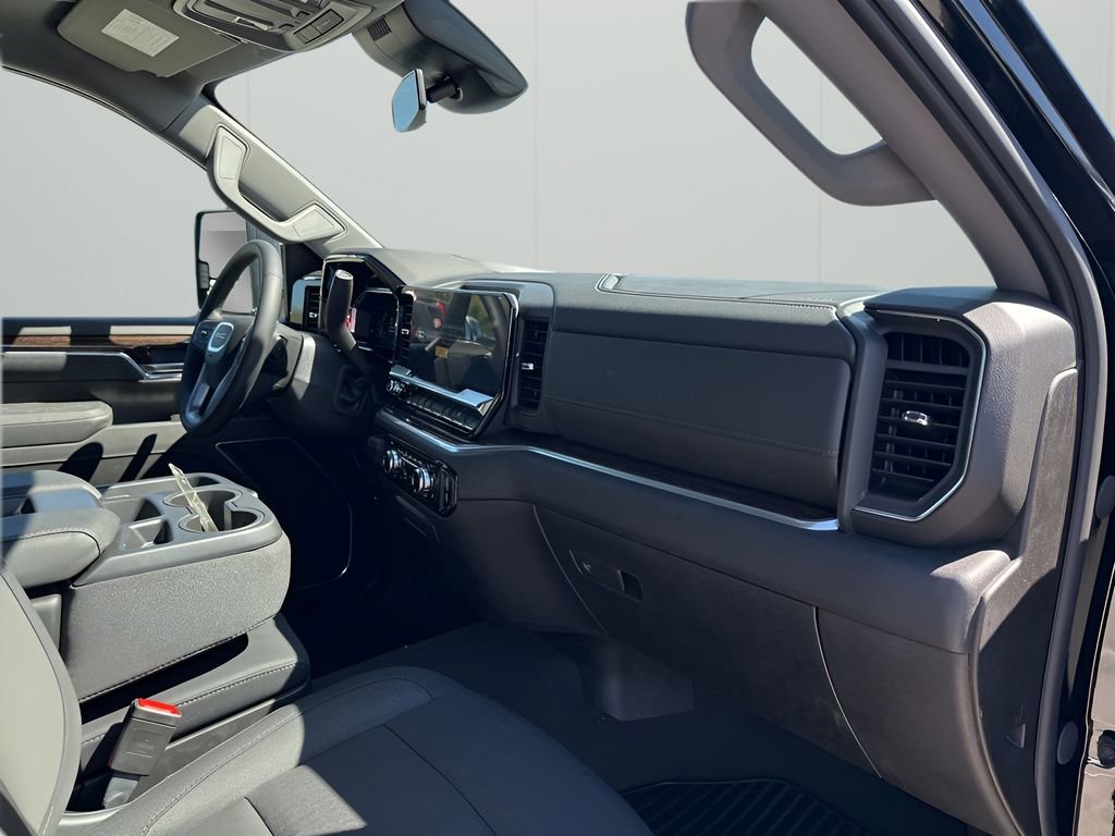New 2026 GMC Sierra 3500 SLE w/ SLE Convenience Package image 14