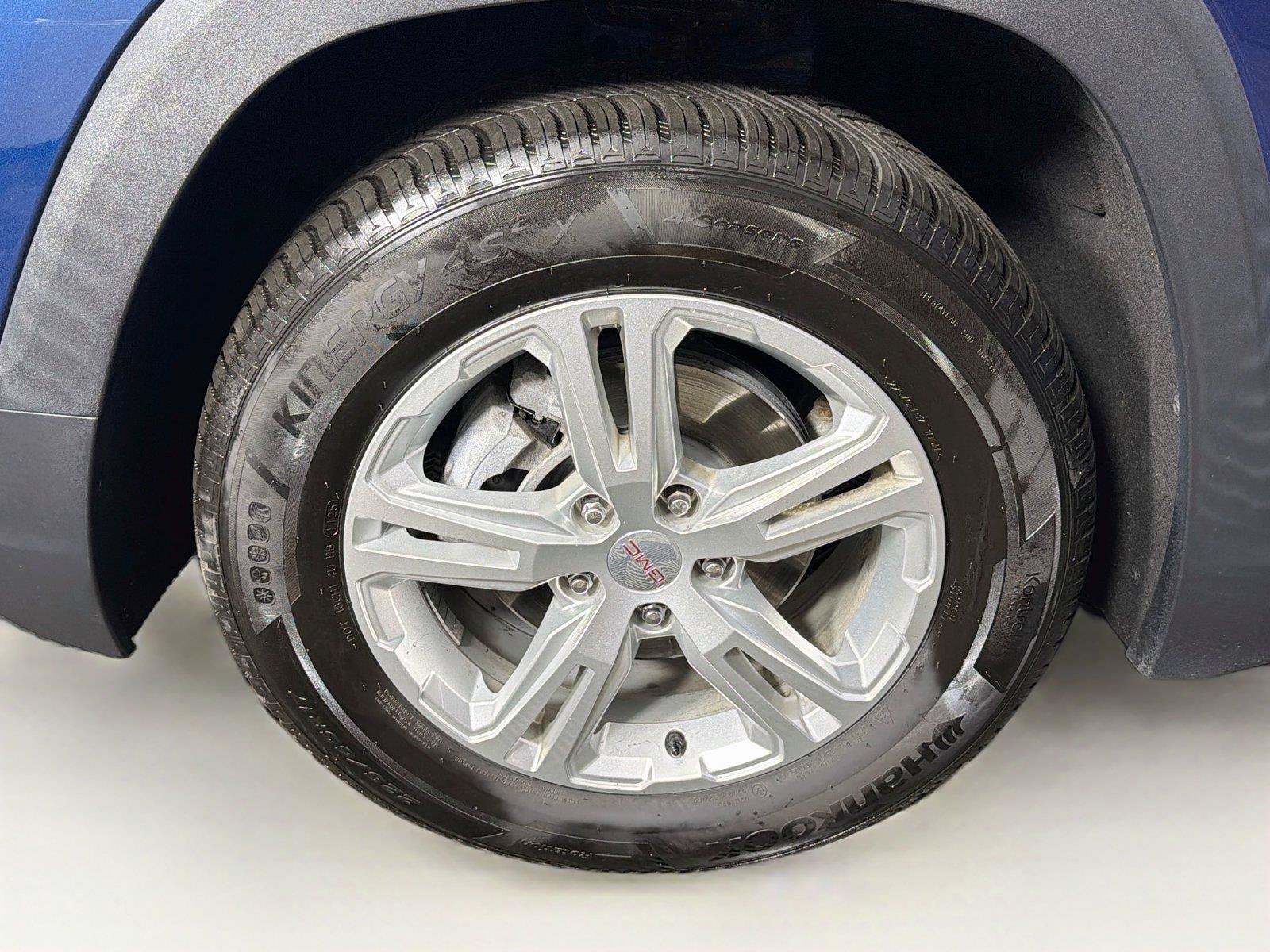 Used 2020 GMC Terrain SLE w/ Driver Convenience Package AWD/4WD image 34