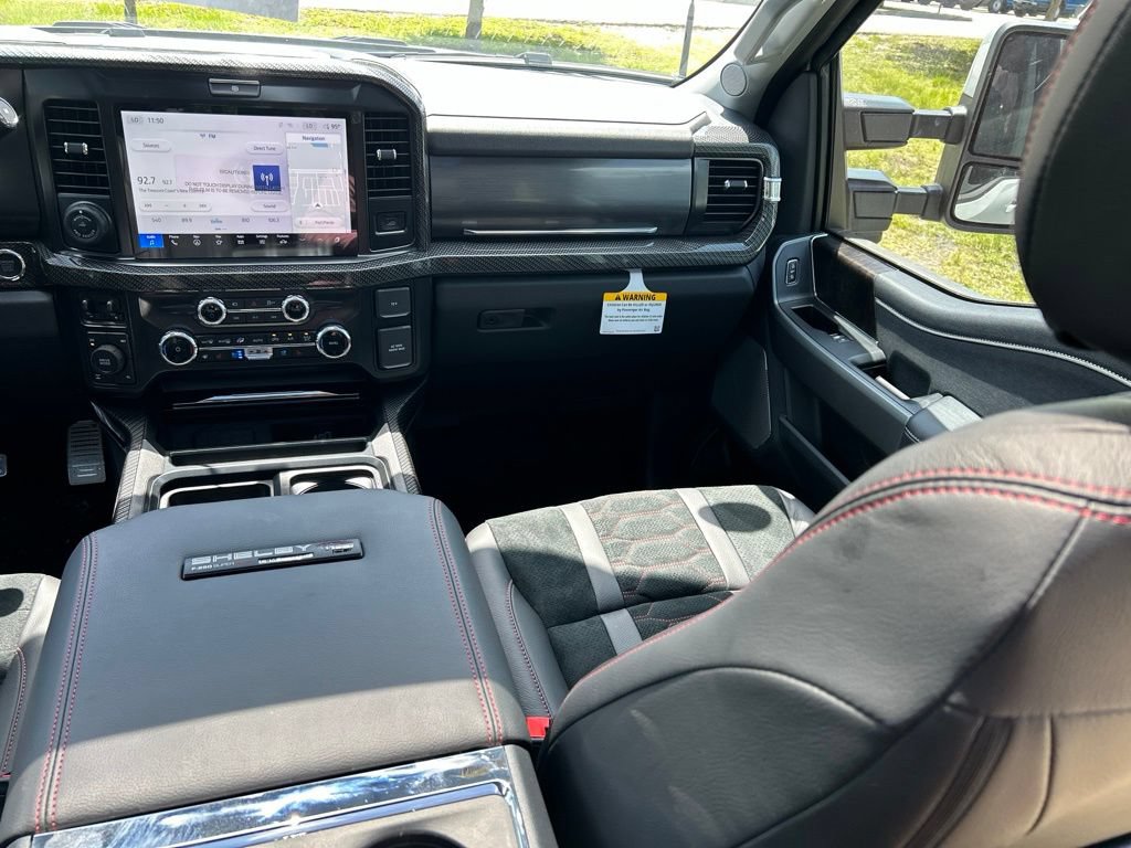 New 2026 Ford F250 Lariat w/ Black Appearance Package AWD/4WD image 11
