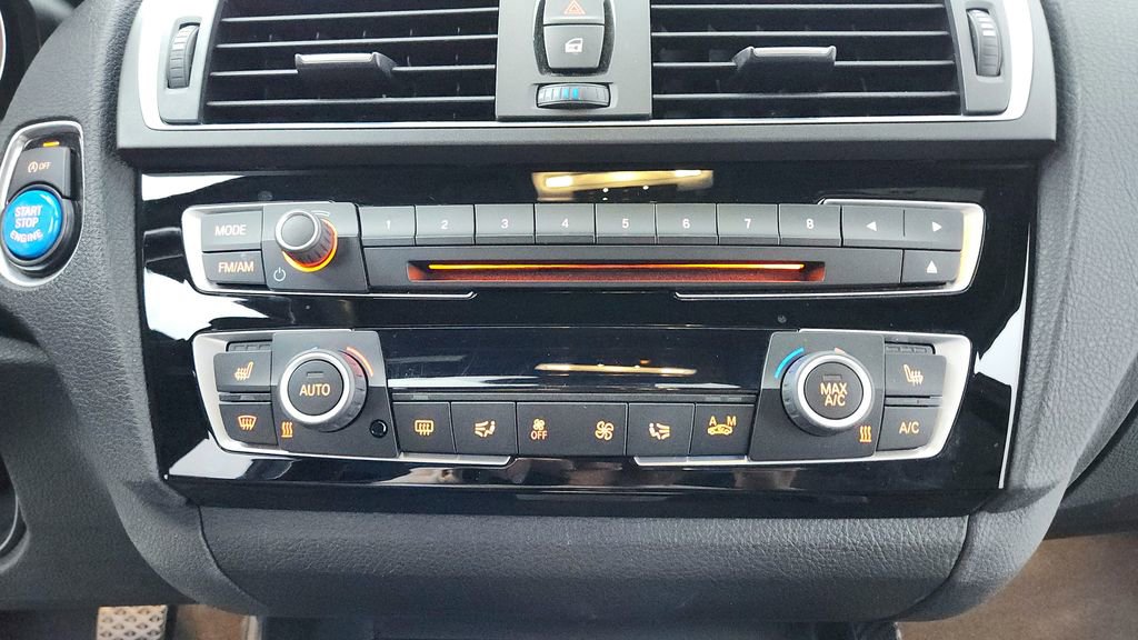 Used 2016 BMW M2 image 32