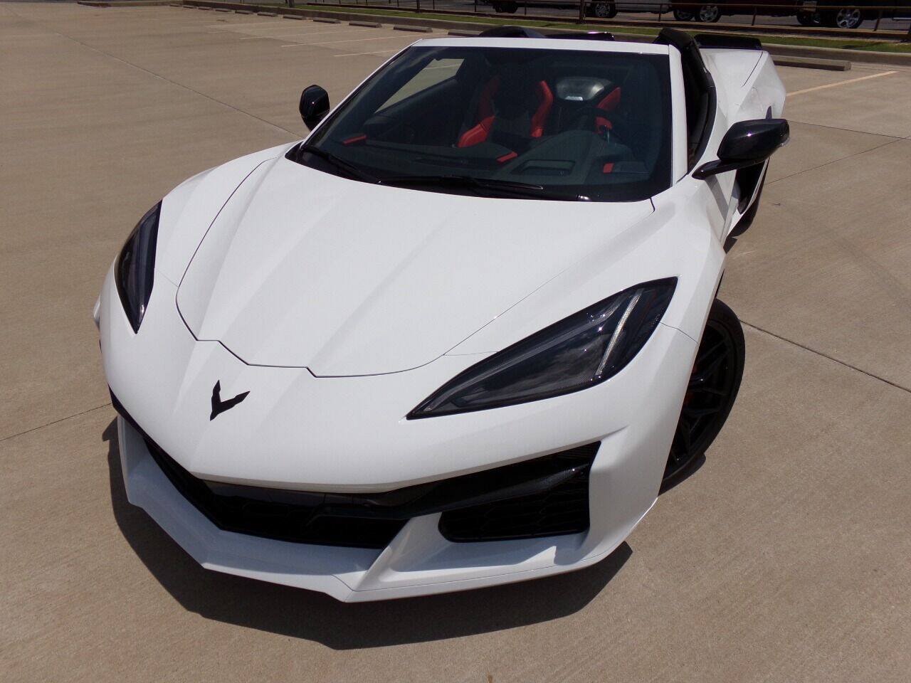 Used 2023 Chevrolet Corvette Z06 w/ Stealth Interior Trim Package RWD image 8