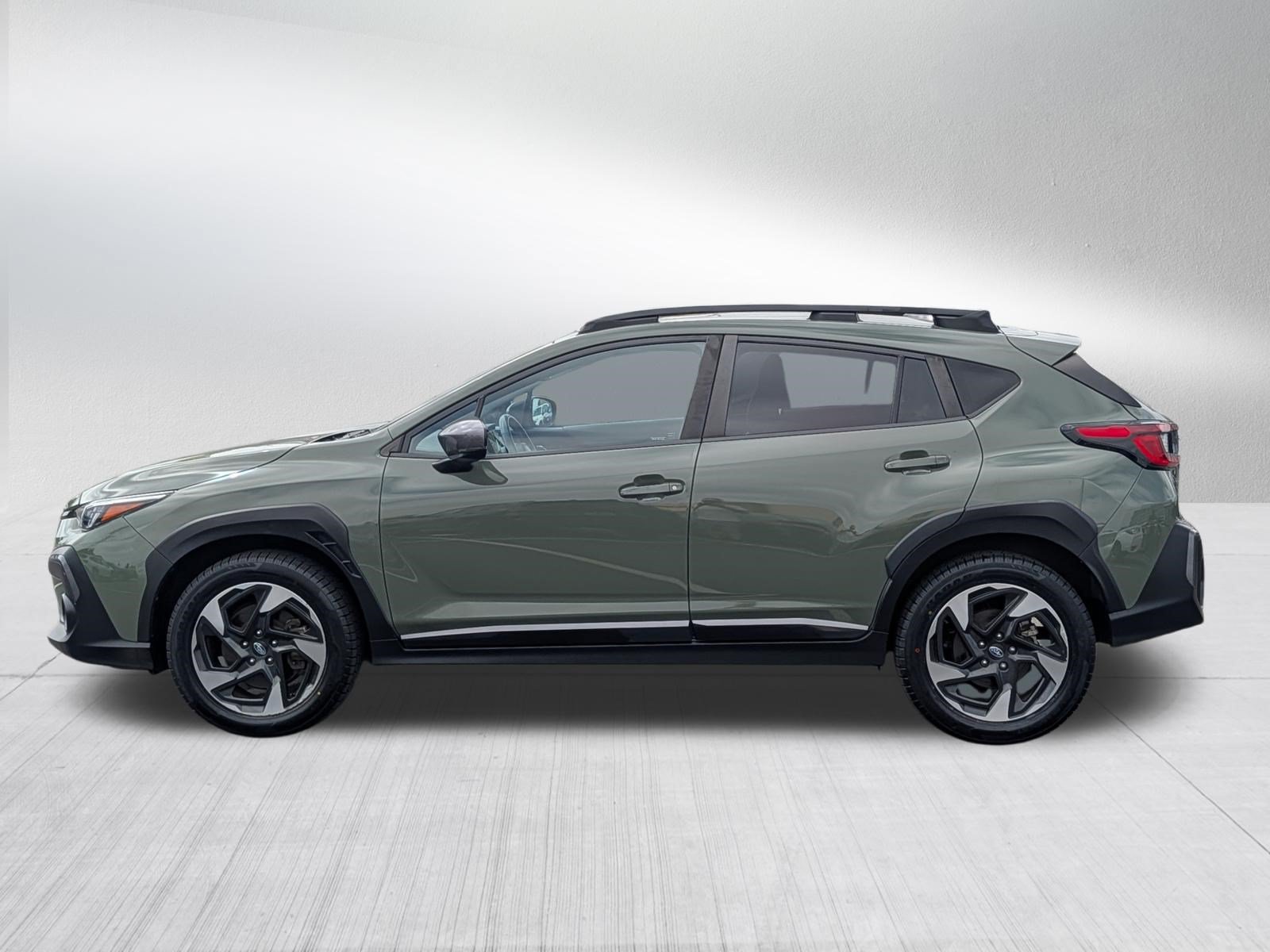 Certified 2024 Subaru Crosstrek 2.5i Limited w/ Crosstrek Mirror Package AWD/4WD image 4