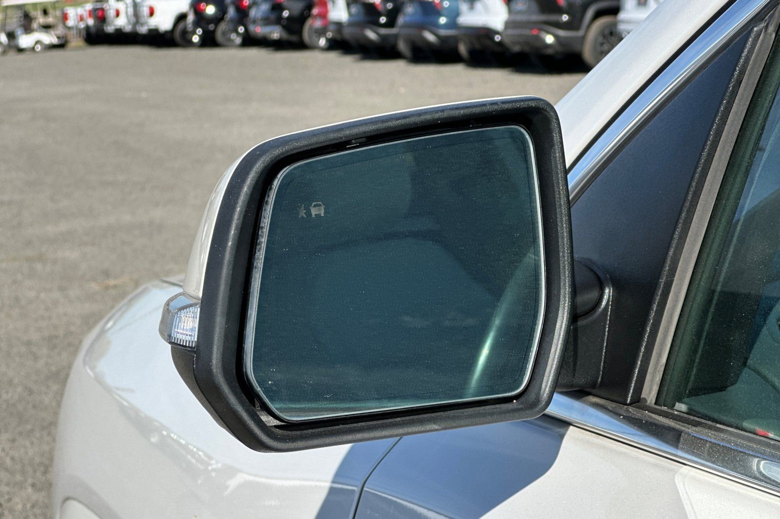 Used 2021 GMC Acadia Denali w/ Denali Ultimate Package AWD/4WD image 54