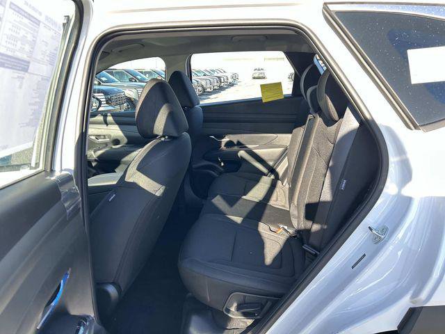 New 2026 Hyundai Tucson SE image 5