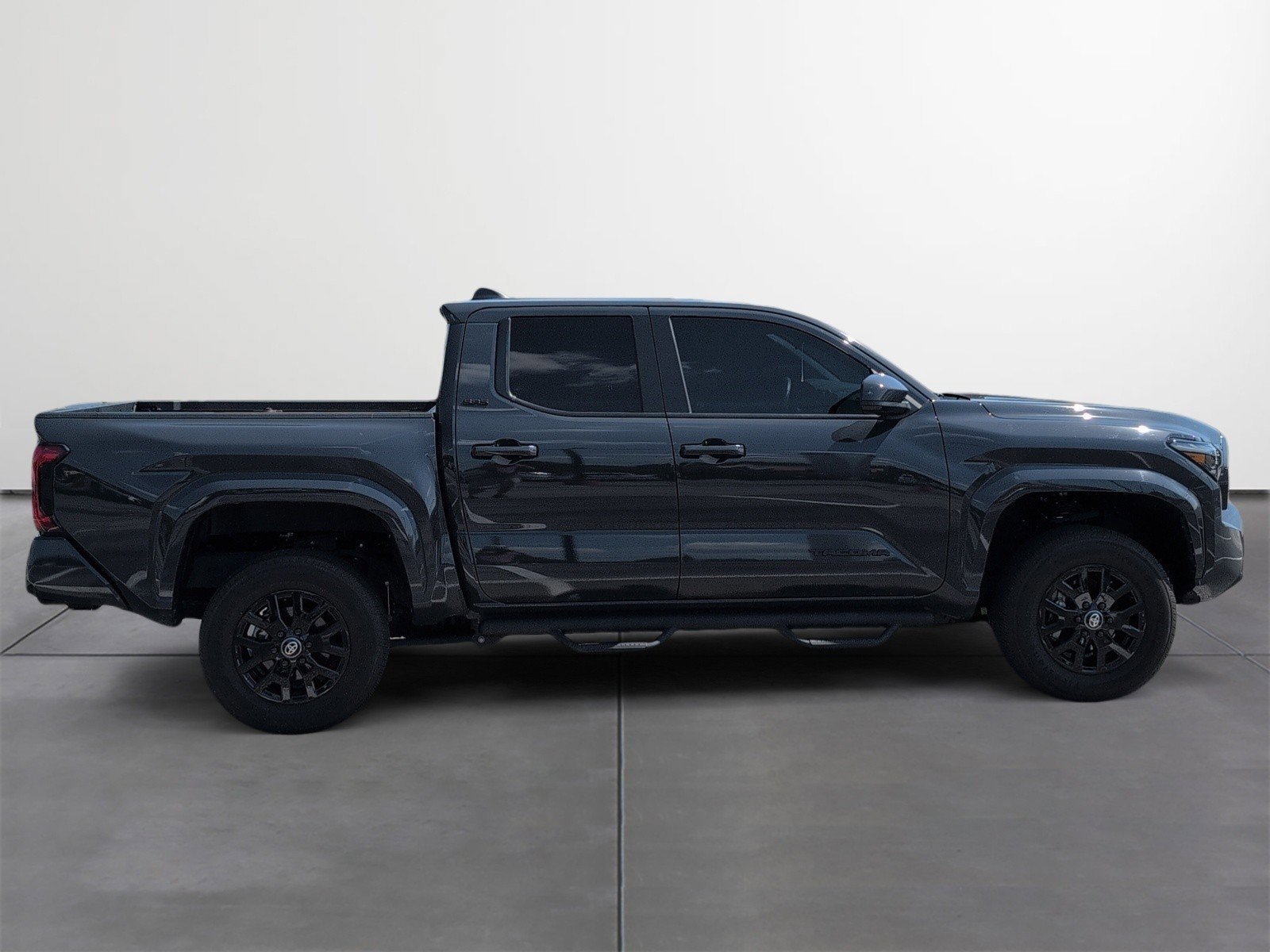 Used 2024 Toyota Tacoma SR5 RWD image 6