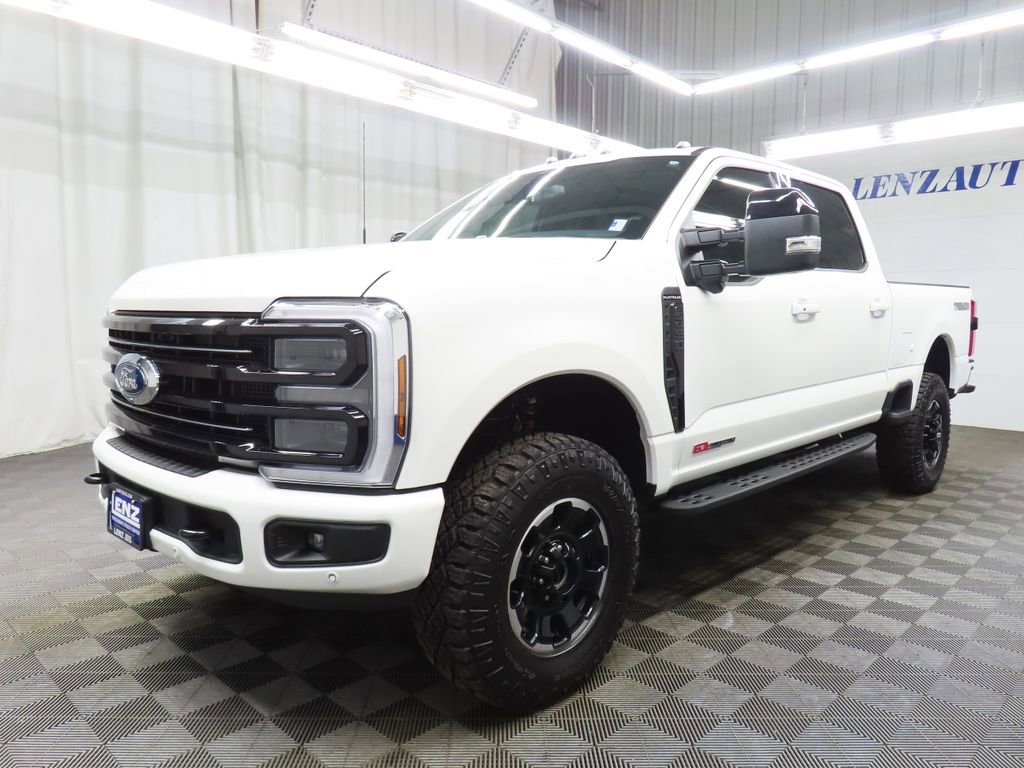 Used 2026 Ford F250 Platinum w/ Tremor Off-Road Package image 6