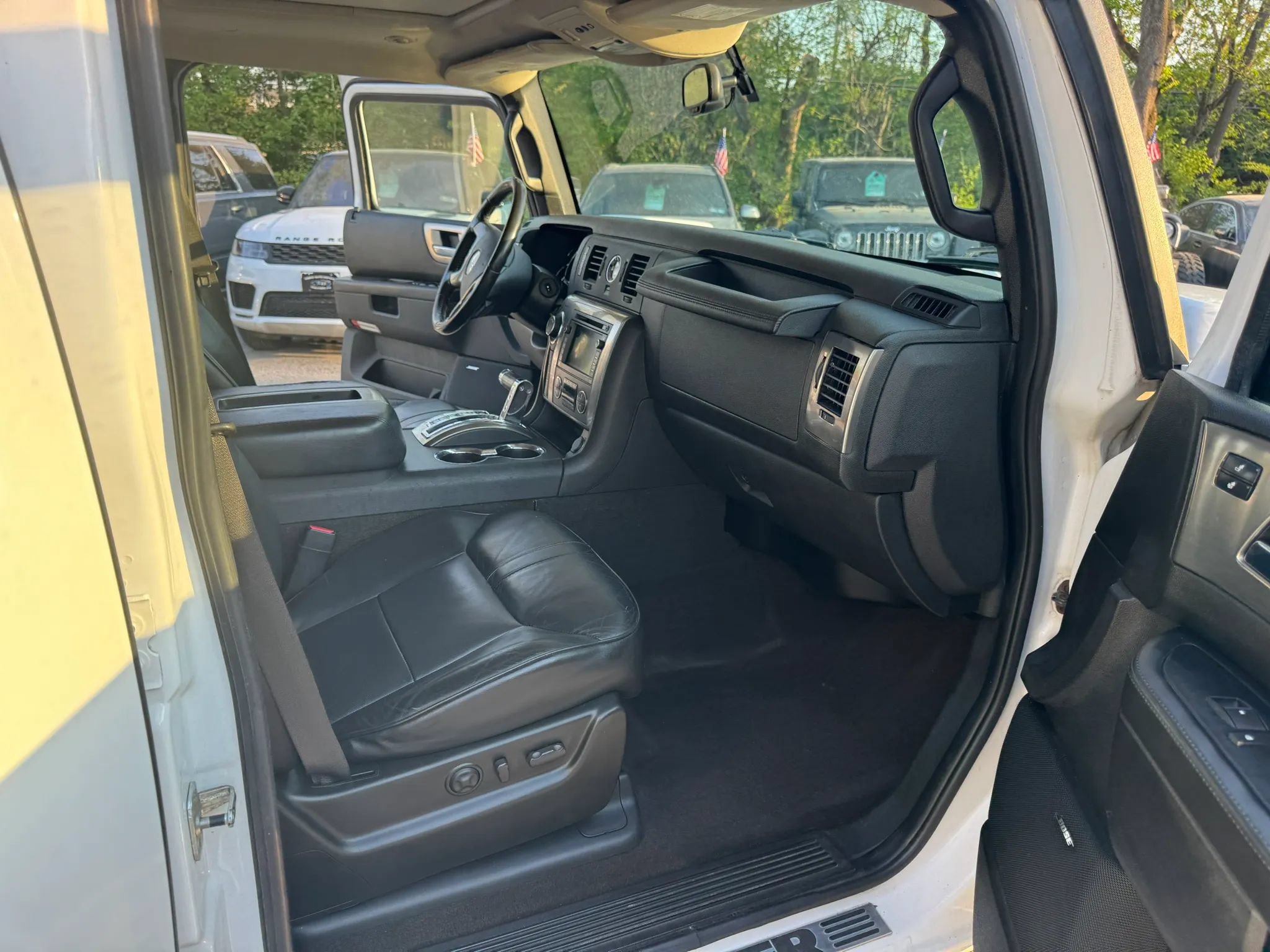 Used 2009 HUMMER H2 Luxury AWD/4WD image 13