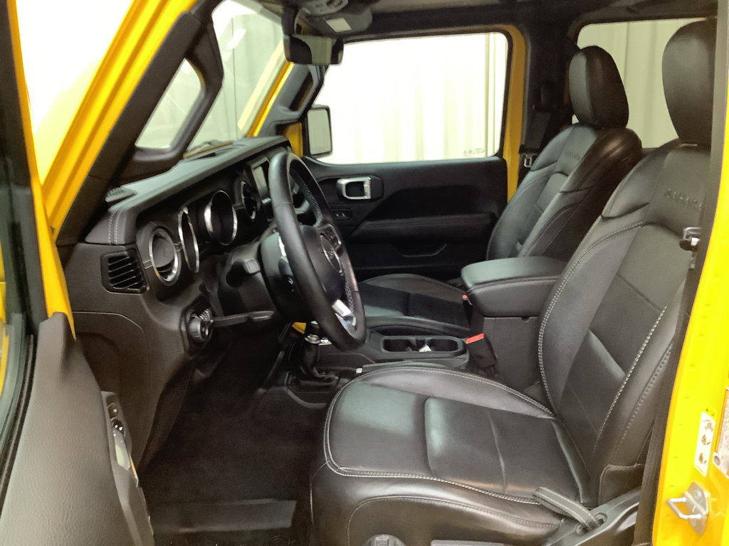 Used 2020 Jeep Wrangler Unlimited Sahara AWD/4WD image 15