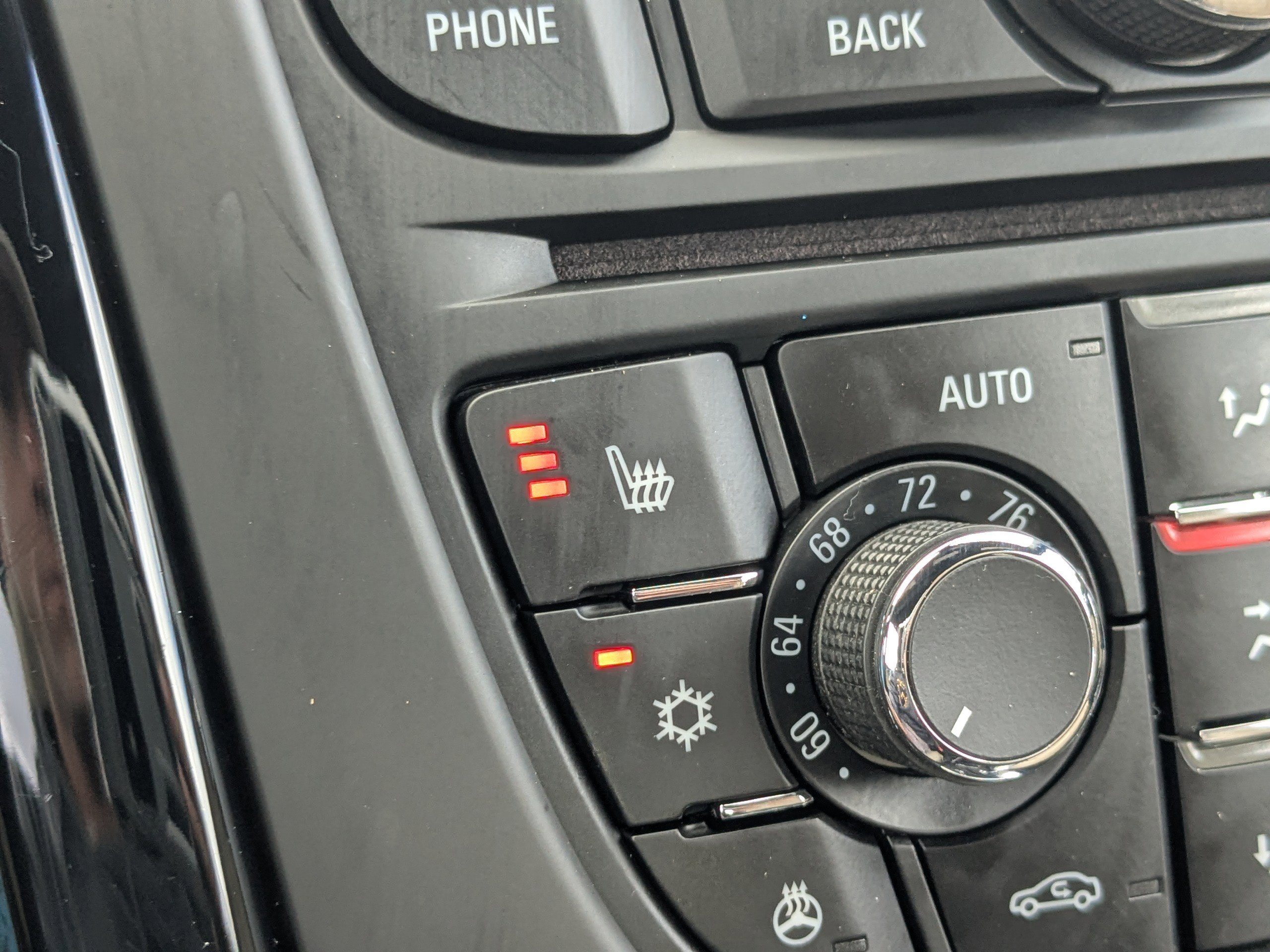 Used 2018 Buick Cascada Premium image 25