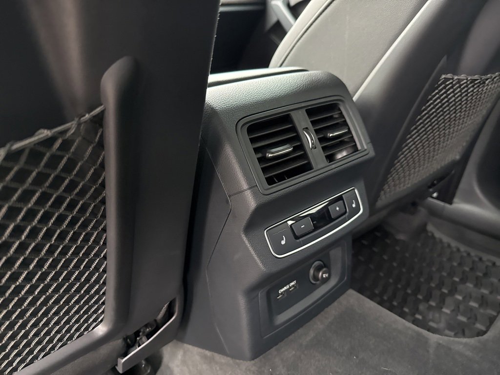 Used 2023 Audi Q5 2.0T Prestige image 34