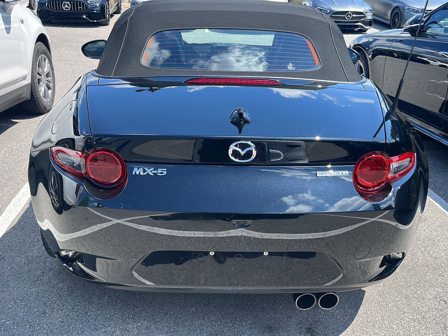 Used 2022 MAZDA MX-5 Miata Grand Touring w/ Weather Package RWD image 6