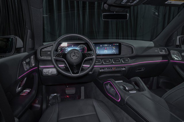 Certified 2026 Mercedes-Benz GLS 450 4MATIC image 20