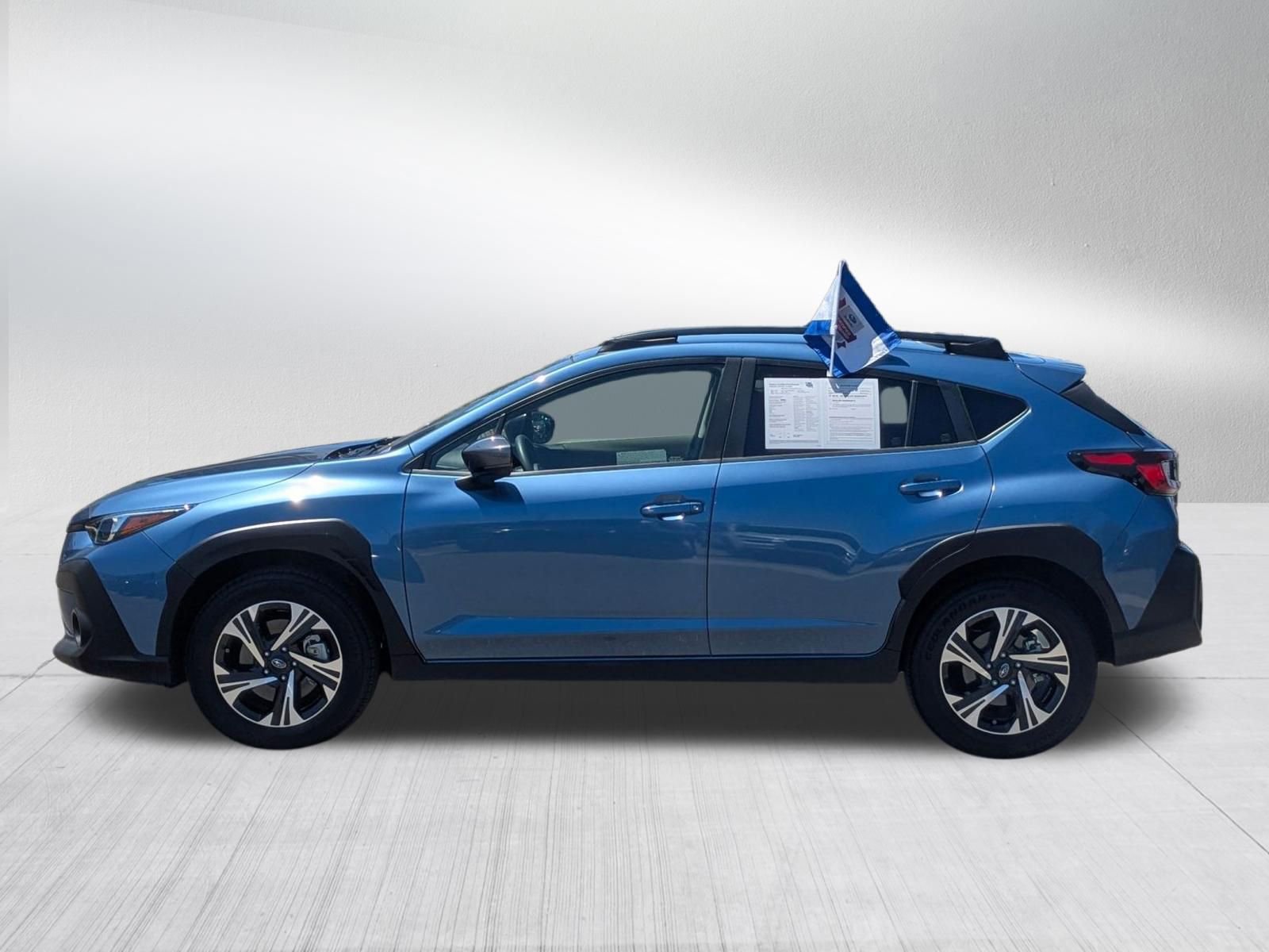 Used 2024 Subaru Crosstrek 2.0i Premium w/ Crosstrek Mirror Package AWD/4WD image 2