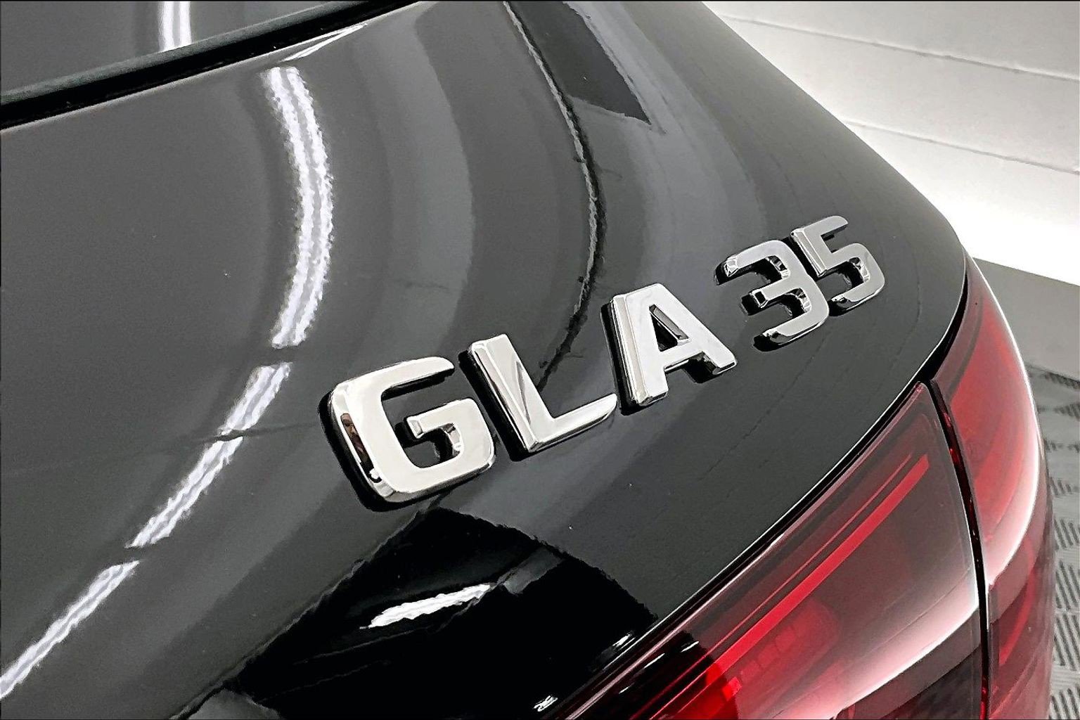 Used 2026 Mercedes-Benz GLA 35 AMG 4MATIC image 31