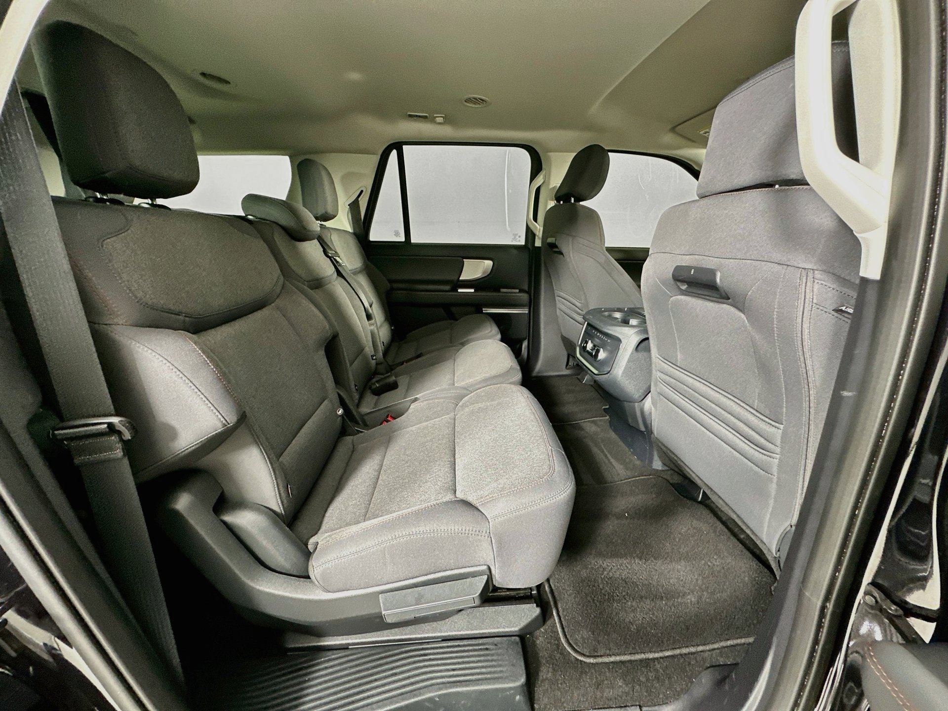 Used 2025 Ford Expedition Max Active RWD image 28