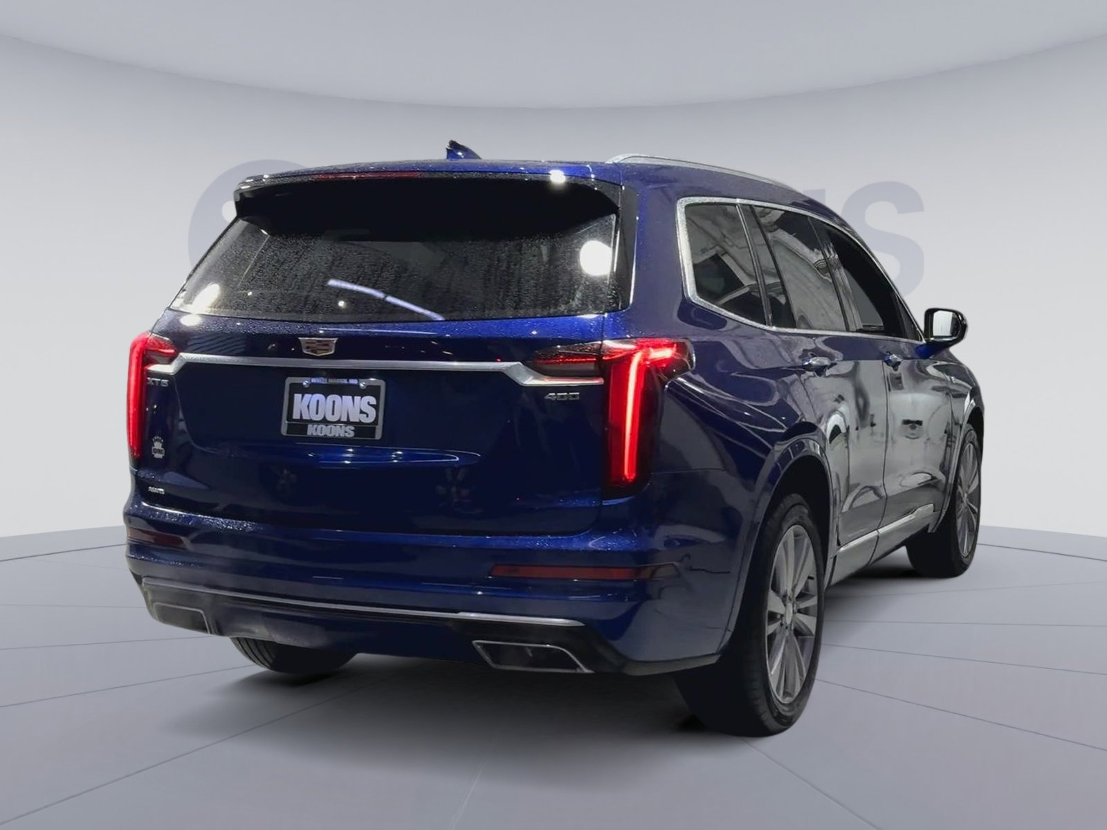 Used 2023 Cadillac XT6 Premium Luxury image 11