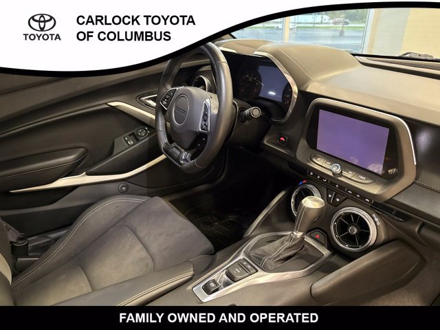 Used 2017 Chevrolet Camaro SS RWD image 18