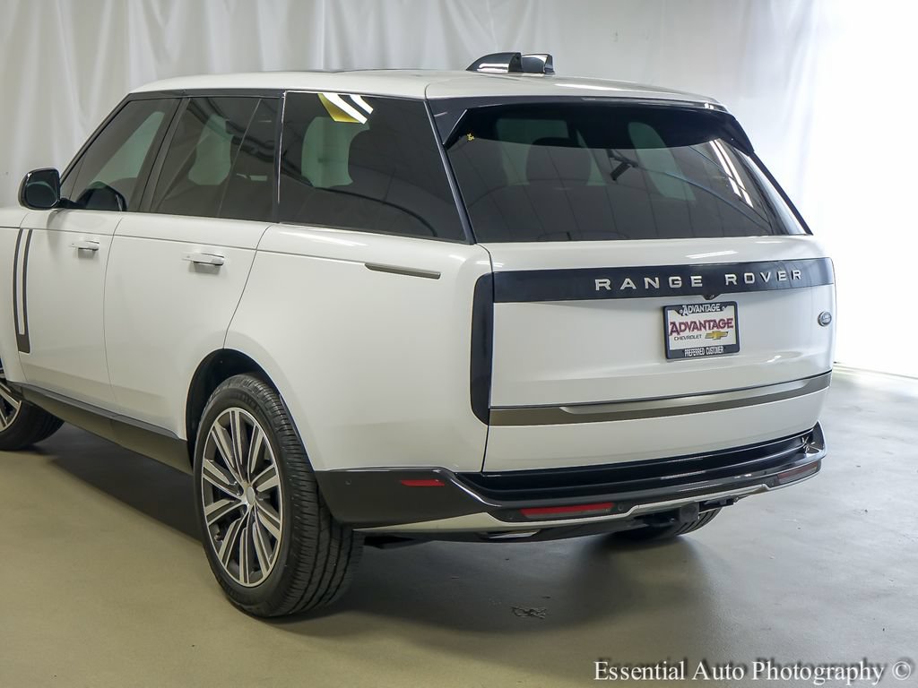 Used 2023 Land Rover Range Rover SE AWD/4WD image 9