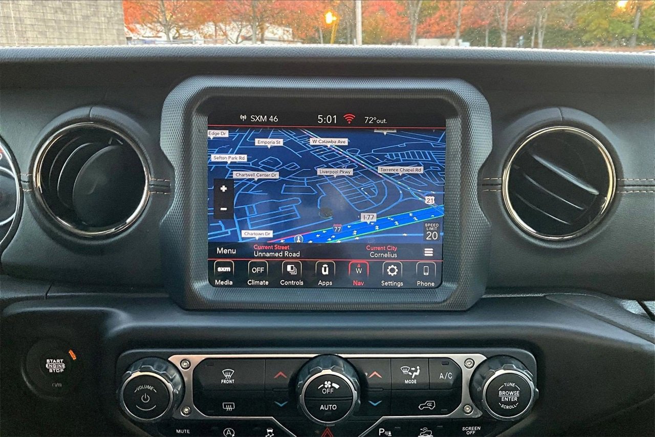 Certified 2023 Jeep Gladiator Overland image 12