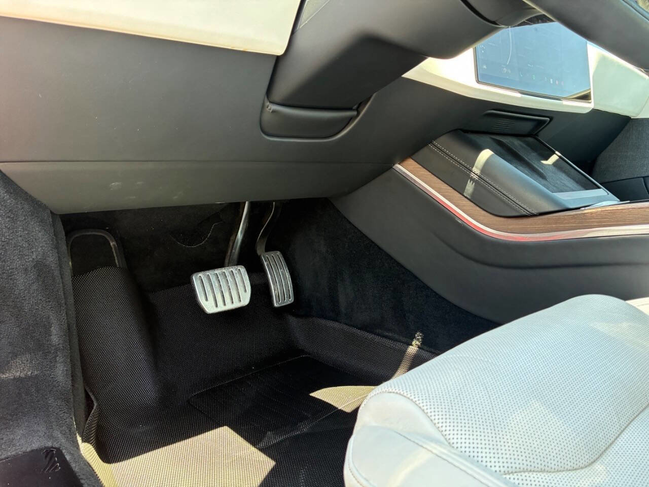 Used 2021 Tesla Model S Long Range AWD/4WD image 28