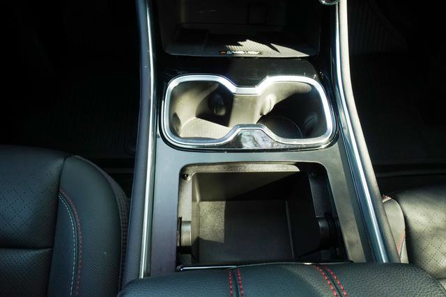 Used 2024 Chevrolet Traverse RS image 16