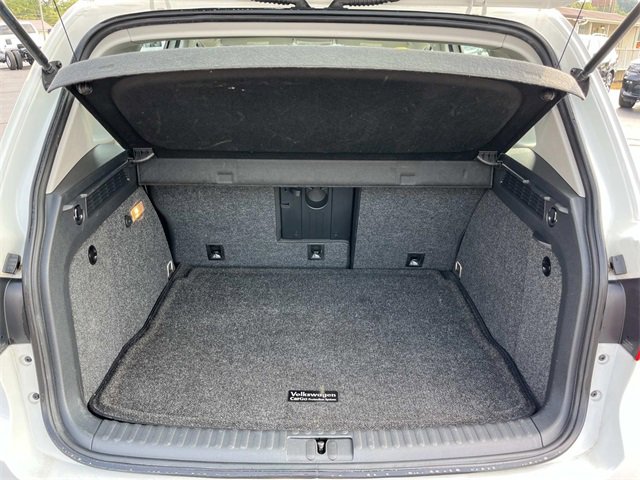 Used 2017 Volkswagen Tiguan Limited w/ Premium Package image 22
