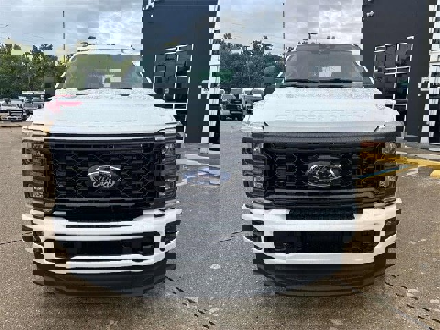 New 2026 Ford F250 XL image 2