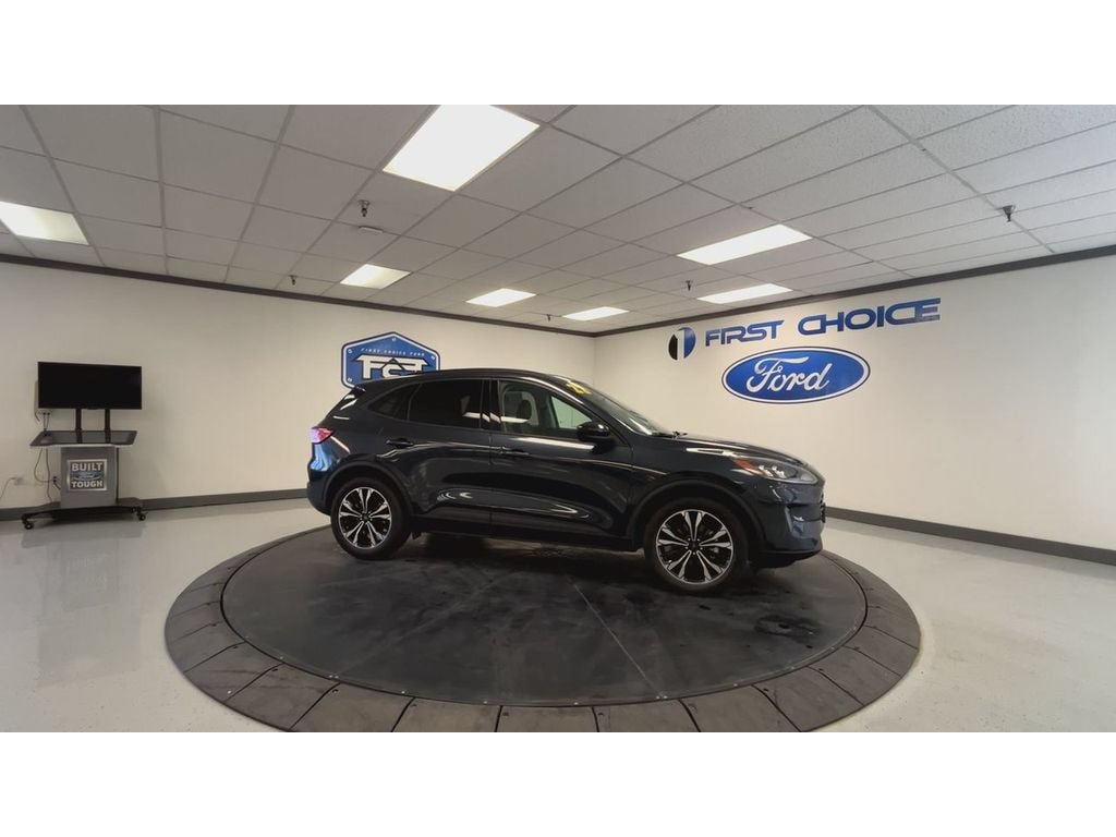Used 2022 Ford Escape SEL w/ SEL Stealth AWD Package image 3