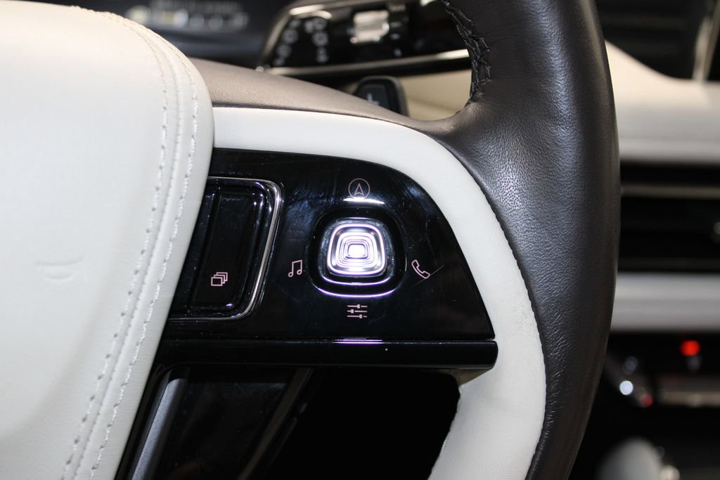 Used 2022 Lincoln Aviator Black Label w/ Dynamic Handling Package image 37