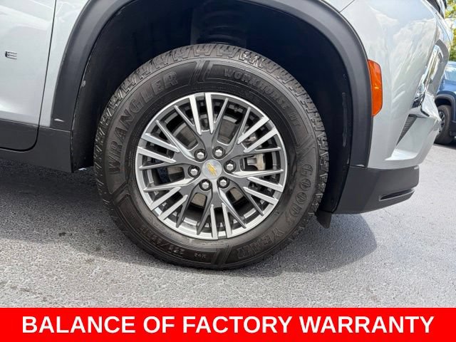 Used 2025 Chevrolet Traverse LT AWD/4WD image 8