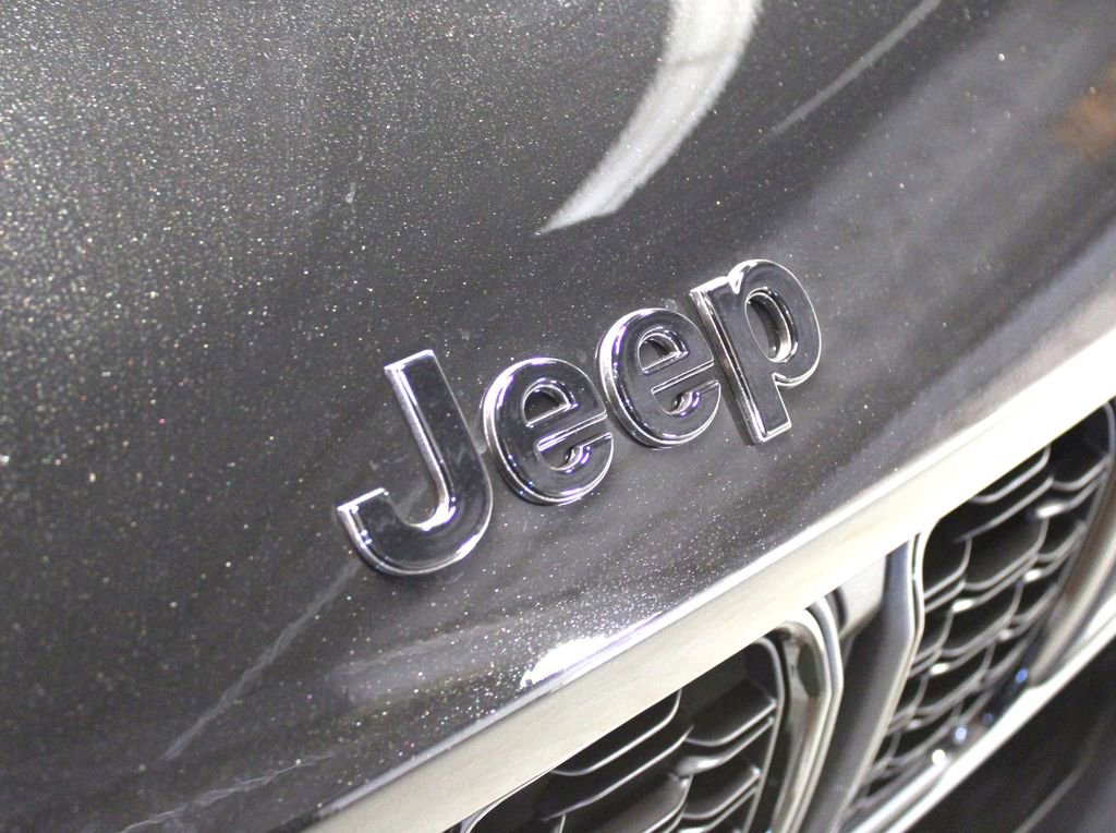 New 2025 Jeep Grand Cherokee L Limited w/ Black Appearance Package image 46