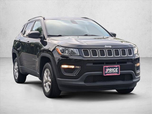 Used 2017 Jeep Compass Sport AWD/4WD image 3