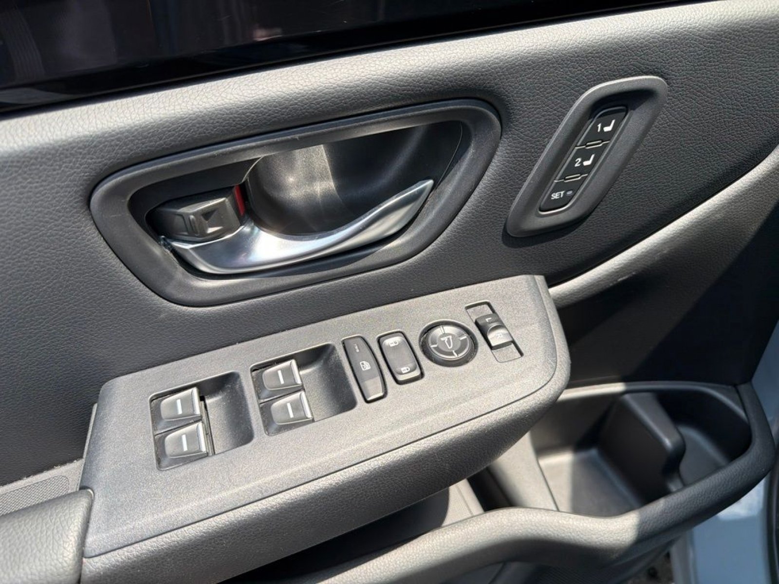 Used 2024 Honda Pilot Touring image 19