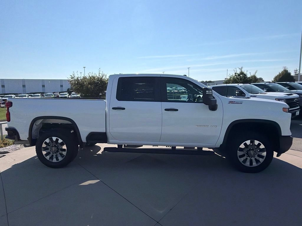 Used 2024 Chevrolet Silverado 2500 Custom w/ Custom Value Package AWD/4WD image 21