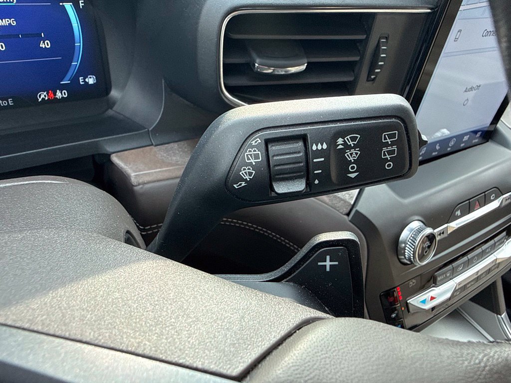 Used 2020 Ford Explorer Platinum w/ Premium Technology Package AWD/4WD image 19