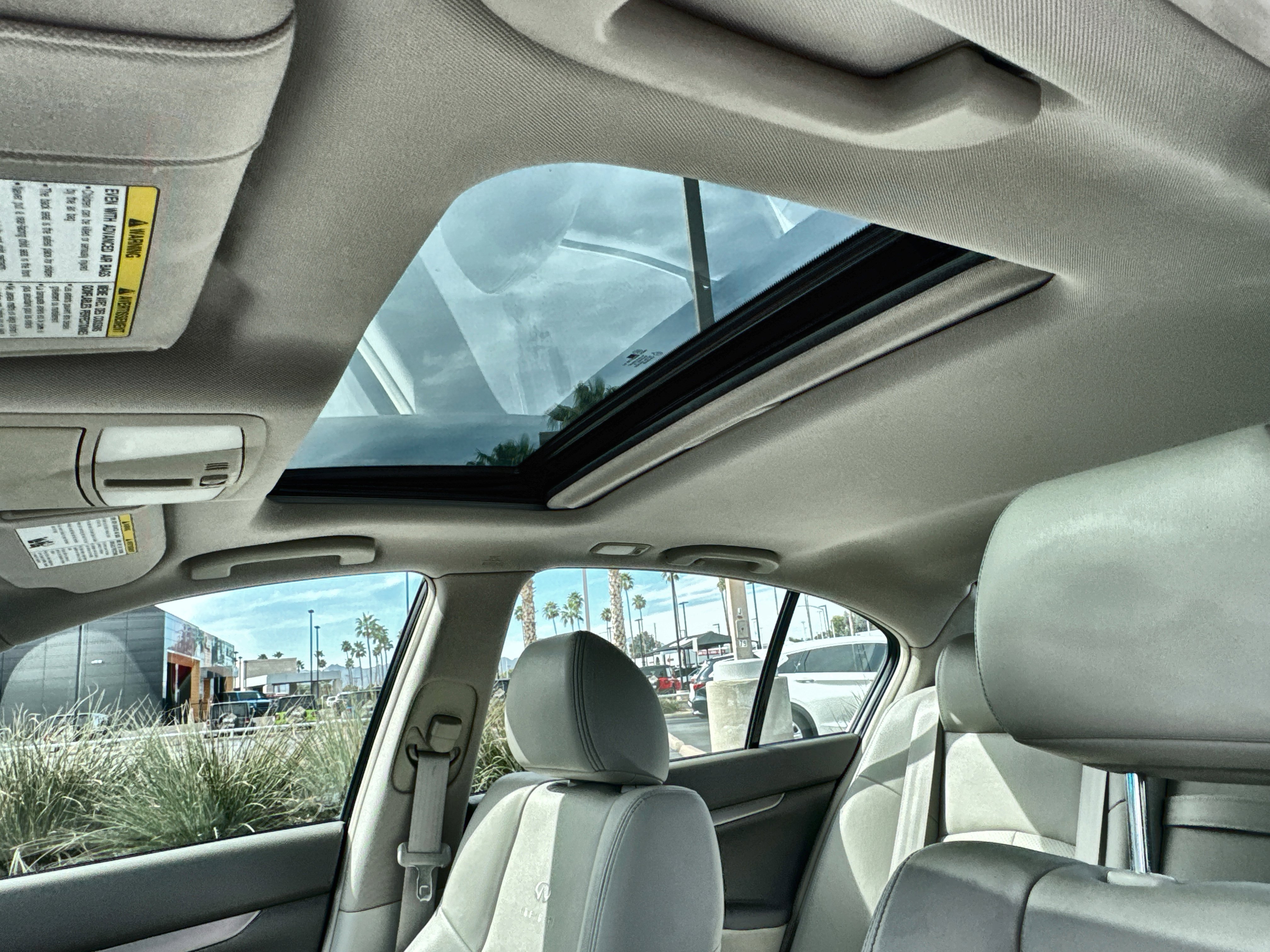 Used 2012 INFINITI G37 Journey w/ Premium Pkg image 19