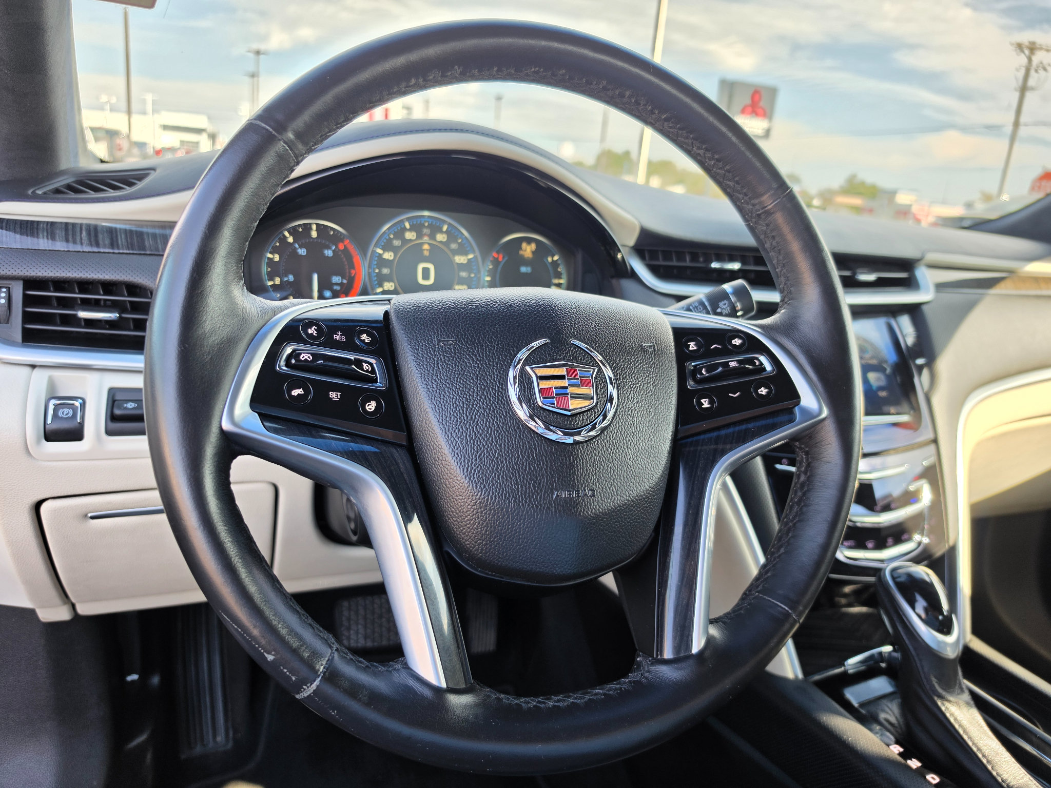 Used 2015 Cadillac XTS Platinum AWD/4WD image 10